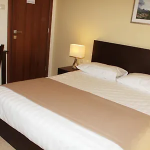  Hotell Rea